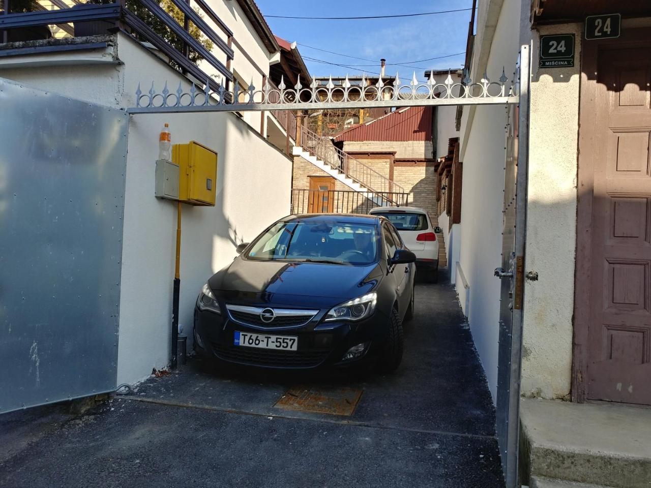Gotiva Apartments Stari Grad Sarajevo Esterno foto